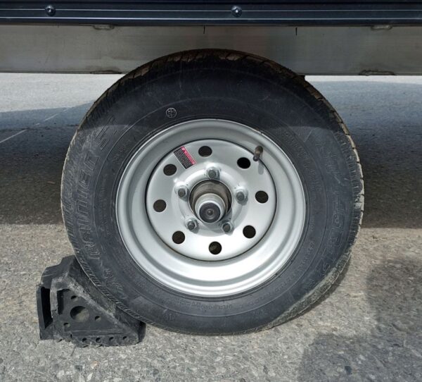 Mission Trailers 101×12 Aluminum 2-Place Crossover w/Mats & Guides, Rear Canopy - Image 2