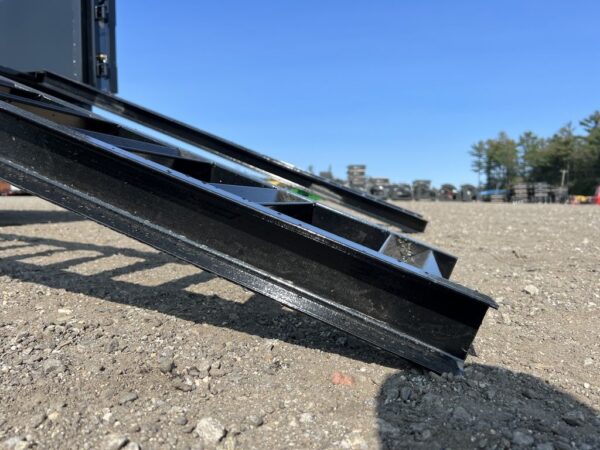 2024 Griffin Trailers 7×16 14K Telescopic Dump Trailer w/Ramps & Spare Tire Mount - Image 9