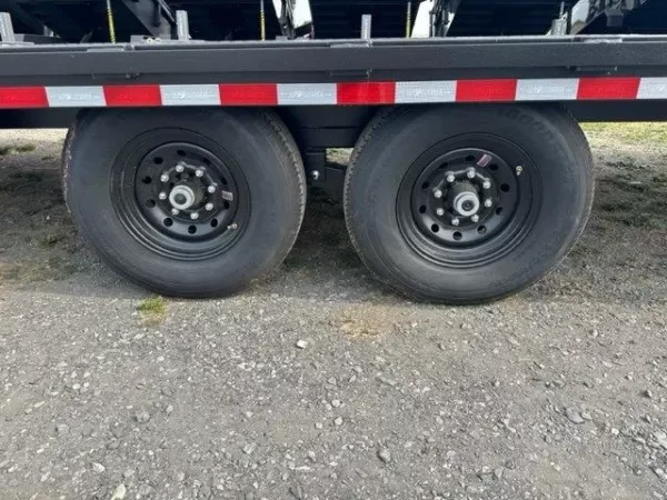 BWise 8.5 x 24 Gooseneck Equipment Trailer – Ladder Ramps