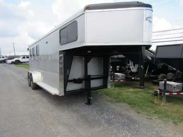 Homesteader Stallion 3 Horse Gooseneck Trailer – Slant Load